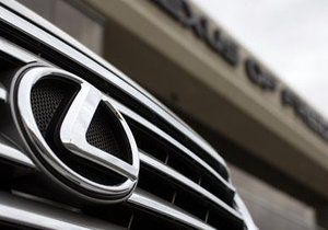 Toyota получила рекордный штраф, замешкавшись с заменой ковриков